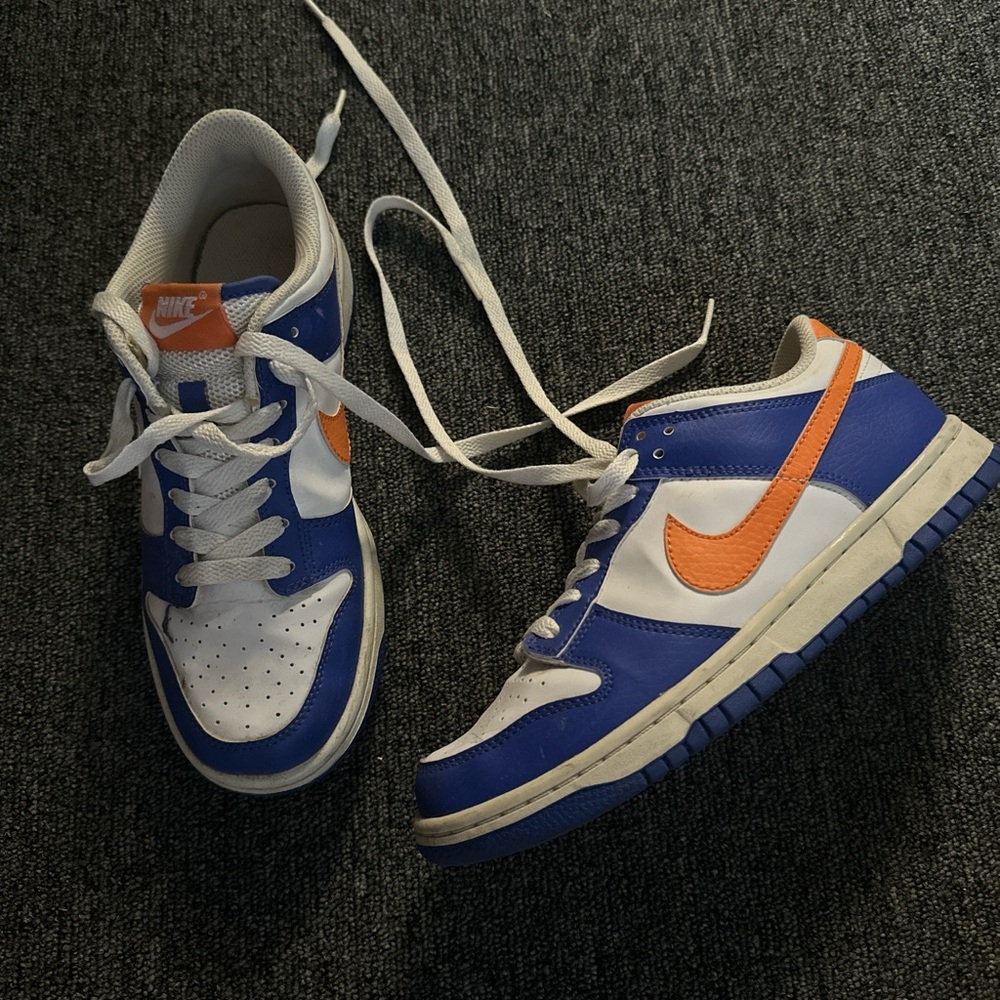 Nike White and Blue Sneakers